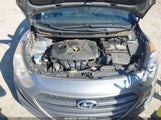Hyundai Elantra Gt KMHD35LH6GU252339 photo