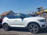 Volvo Xc40 T5 Momentum/T5 R-Design YV4162XZ0K2013676 снимка