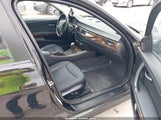 BMW 328Xi WBAVC93527K032047 снимка