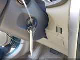 Toyota Corolla Le JTDBL40E899070843 снимка