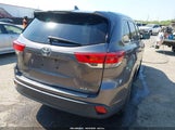 Toyota Highlander Xle 5TDJZRFH7KS610439 photo