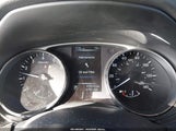 Nissan Rogue S KNMAT2MV1FP568951 fotografie