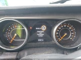 Jeep Wrangler Unlimited Sahara 4X4 1C4HJXEG4JW231299 fotografie