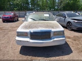 Lincoln Town Car Sgn/Dmnd Anv/Cypress/Jn 1LNLM82W8TY633588 снимка