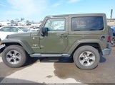 Jeep Wrangler Sahara 1C4GJWBG3GL113037 снимка