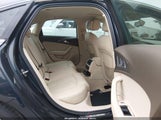 Audi A6 2.0T Premium/2.0T Sport WAUF8AFC7JN024565 снимка