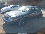 Ford Crown Victoria 2FAHP71V59X105879 fotografie