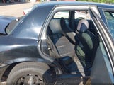 Ford Crown Victoria 2FAHP71V59X105879 fotografie