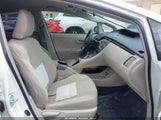 Toyota Prius Two JTDKN3DUXE1806003 снимка