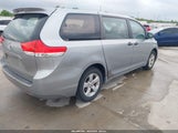 Toyota Sienna 5TDKA3DC8BS006785 fotografie