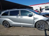 Toyota Sienna Platinum 5TDESKFC8SS162231 снимка