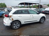 Kia Niro Plug-In Hybrid Lx KNDCM3LD7J5211010 photo