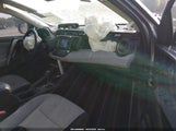 Toyota Rav4 Xle JTMWFREV3JJ210458 снимка