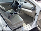 Toyota Camry Le 4T1BE46K67U604290 снимка