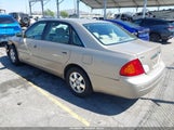 Toyota Avalon Xl 4T1BF28B4YU017909 снимка