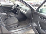 Volkswagen Passat 2.5L S 1VWAP7A34DC031609 снимка