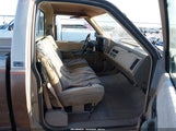 GMC Sierra C1500 1GTDC14K9LZ546614 снимка