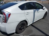 Toyota Prius Two JTDKN3DU8C1597499 снимка