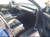 Tesla Model Y Long Range Dual Motor All-Wheel Drive 5YJYGDEE4MF301906 снимка