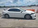 Toyota Camry Le 4T1B11HKXJU652177 photo