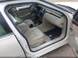 Cadillac Dts Premium Collection 1G6KH5E67BU127435 снимка