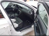 Genesis G70 2.5T Rwd KMTG34SCXSU154104 photo