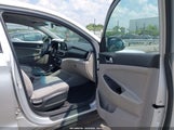Hyundai Tucson Se KM8J23A49KU031613 снимка