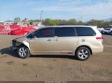 Toyota Sienna Le V6 8 Passenger 5TDKK3DC1DS383832 photo