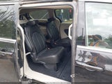 Chrysler Pacifica Touring L 2C4RC1BG5PR517129 снимка