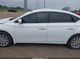 Nissan Sentra Sv 3N1AB7AP1GY287080 снимка