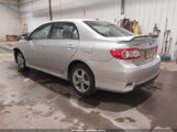Toyota Corolla S 2T1BU4EE2BC684454 fotografie