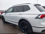 Volkswagen Tiguan 2.0T Se R-Line Black 3VV8B7AX7RM210480 photo
