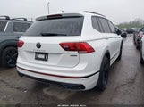 Volkswagen Tiguan 2.0T Se R-Line Black 3VV8B7AX7RM210480 fotografie