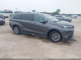 Toyota Sienna Xle 5TDYRKEC9SS227050 photo