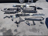 Subaru Crosstrek Premium JF2GUADC3RH284091 снимка