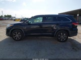 Toyota Highlander Xle 5TDKZRFH1JS263175 снимка