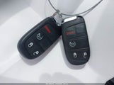 Jeep Compass Sun And Wheel Fwd 3C4NJCBB4KT692899 fotografie