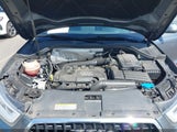 Audi Q3 2.0T Premium Plus WA1GFCFSXFR011982 снимка