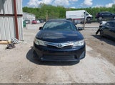 Toyota Camry Le 4T1BF1FK7CU013097 снимка