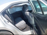 Toyota Corolla L 2T1BURHE3FC369001 снимка