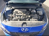 Hyundai Elantra Limited 5NPLP4AG0PH105419 fotografie