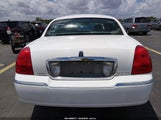 Lincoln Town Car Signature Limited 2LNBL8CV1AX750592 photo