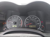 Toyota Corolla Le 2T1BU4EE3CC755632 fotografie