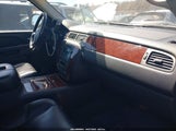 Chevrolet Suburban  Ltz 1GNSKKE31BR204314 fotografie