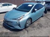 Toyota Prius Two JTDKBRFUXH3042557 снимка