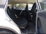 Toyota Rav4 Le 2T3BFREV3HW568296 снимка