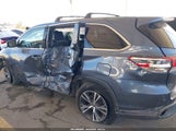 Toyota Highlander Le 5TDZARFH4HS031010 снимка
