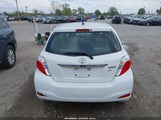Toyota Yaris Le JTDKTUD34CD526415 снимка