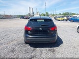 Nissan Rogue Sport S JN1BJ1CR9JW255348 fotografie