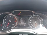Audi A4 2.0T Premium WAUBFAFL8DN043716 снимка